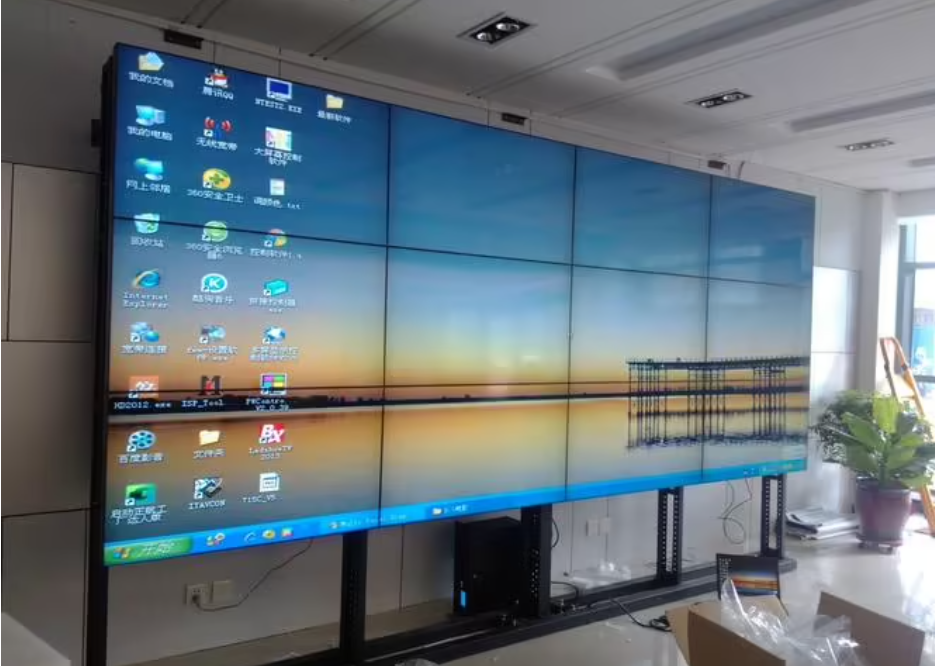 拼接屏如何选？LCD？OLED？
