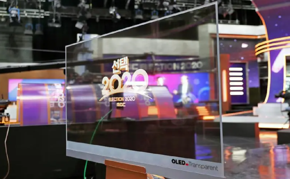 创新引领未来，OLED透明显示屏行业迎来新篇章